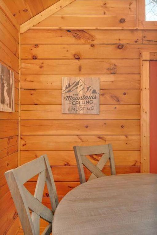 Soco Serene Cabin In The Heart Of Maggie Valley Exterior foto